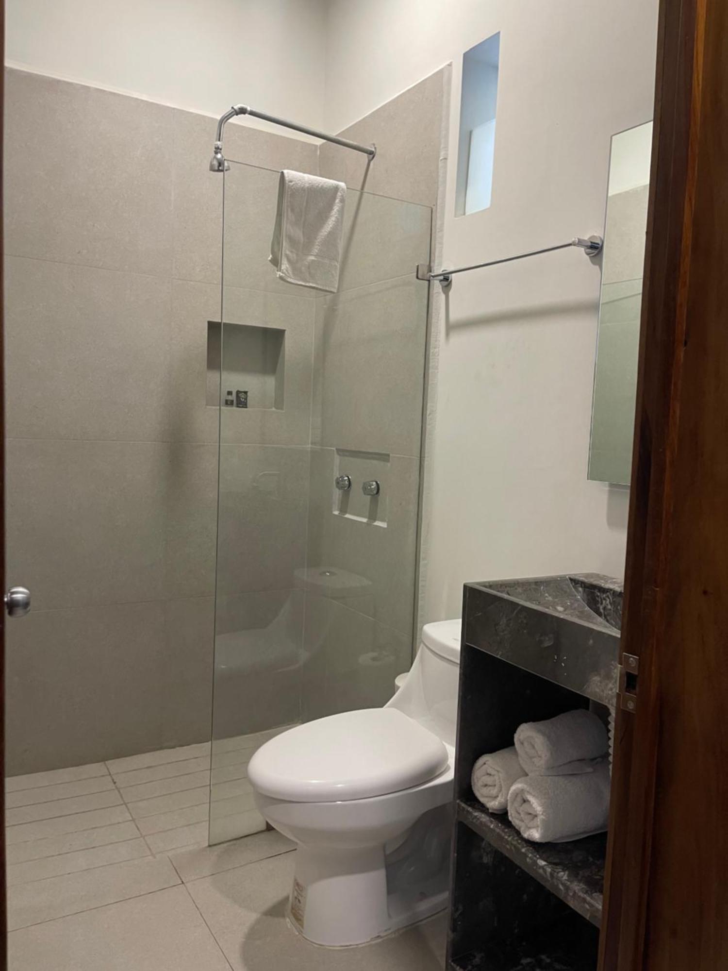 Hotel Ng Ameca Ngoại thất bức ảnh